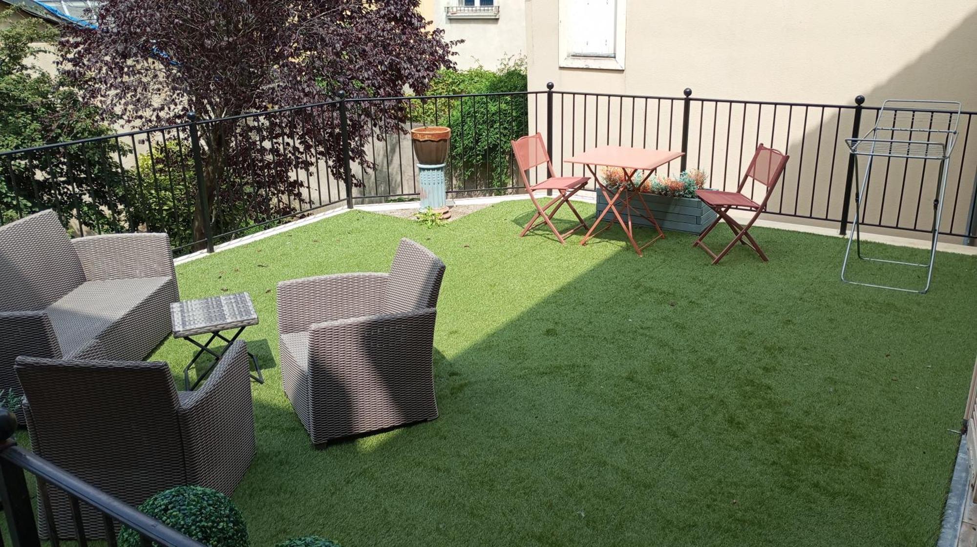 Les Terrasses Du Bouchon Apartment Троа Екстериор снимка